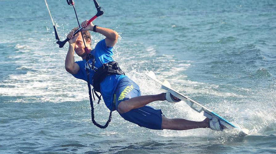 Nejc Javornik kiteboarding